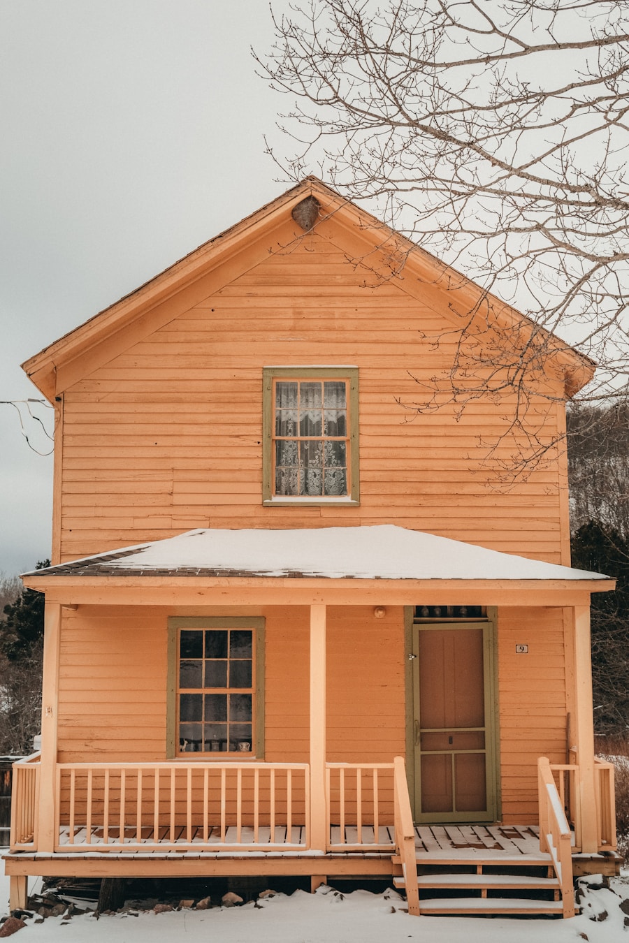 Front entry on arrival